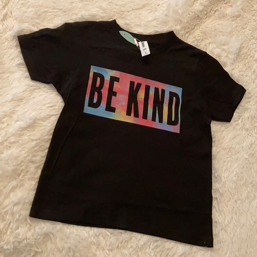 BE KIND TEE